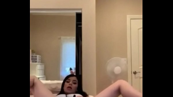 Sexy brunette masturbating her pussy alone_at home