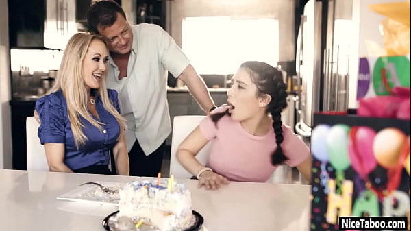 Play MP4 - Petite stepdaughter Jane Wilde fucked by a stepdad and horny blonde stepmom