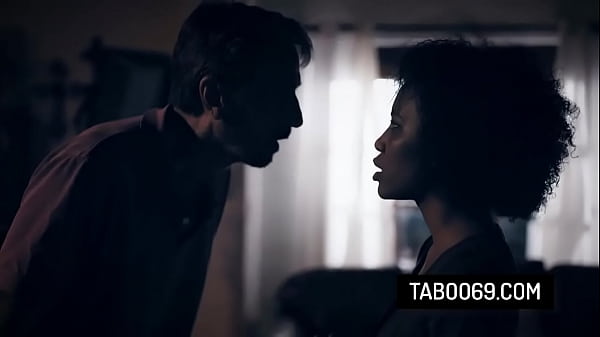 Hot ebony_model Demi Sutrafucks with the_photographer