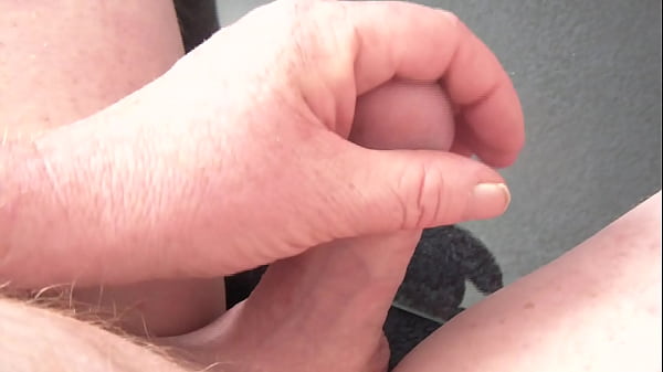 Play MP4 - Spotted Dick Gives a Spurt&period;MP4