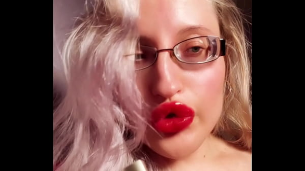 Nonton Lips Addiction thumbnail