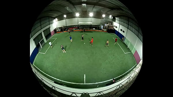 Chaval folla como desgraciado jugando f&uacute;tbol 5 