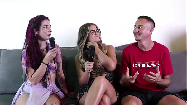 Fazia auto retrato em um projeto sensual teve ajuda das amigas nas plataformas adulta a fam&iacute;lia aceita mas foi demorado marian natureza watch sheer red 