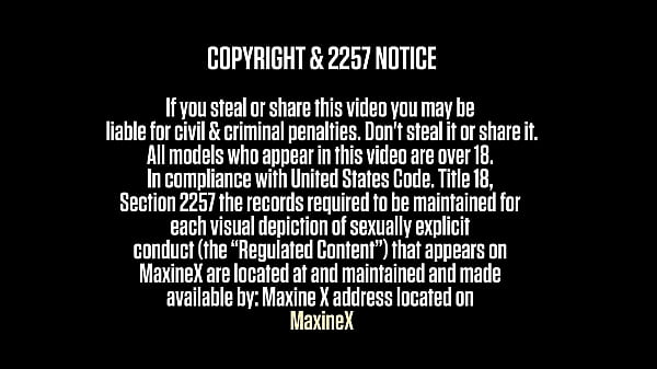 Nonton Playful Maxine Sticks One Of Her Stockings Inside Her Womb! thumbnail