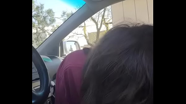 Play MP4 - Long thick dick buddy feeds in car again
