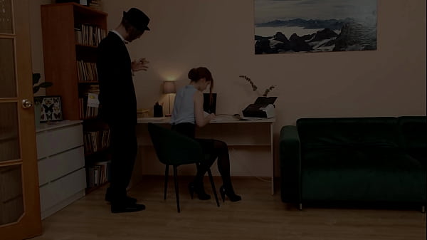 Nonton Secretary Gets All Holes Stretched By Her Boss thumbnail