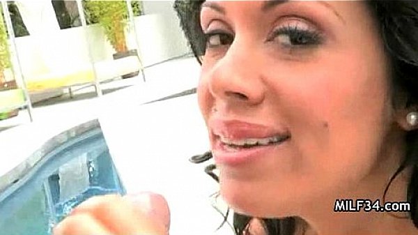 Nonton Sexy Hardcore Mom Cougar Getting Hardcore thumbnail