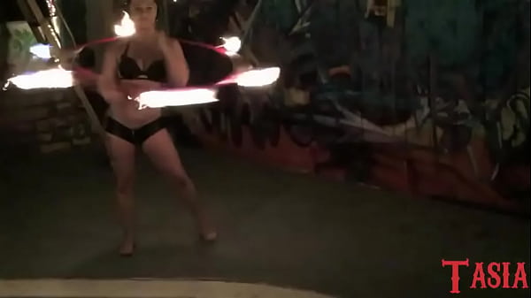 Nonton Tasia Fire Hoop thumbnail