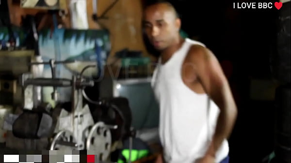 Nonton Cleo Cadillac Fode Borracheiro Do Pau Enorme - Corno Espera Sua Esposa Em Casa E Mau Sabe Que Ela Vai Chegar Toda Arrombadinha thumbnail