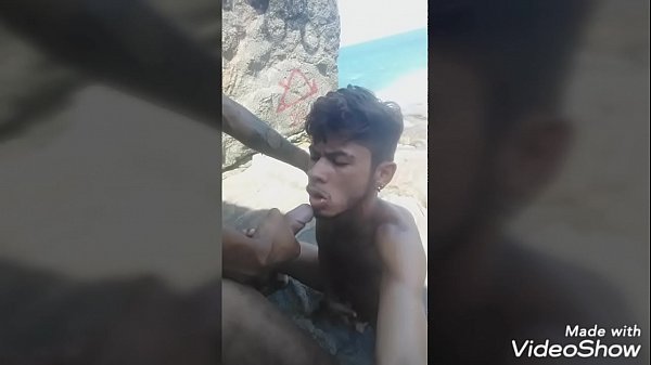 Play MP4 - Praia do Abric&oacute; - Levando leite do novinho dotado &excl;