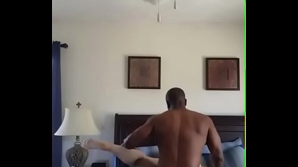 Nonton Sharing Wife With Bbc thumbnail