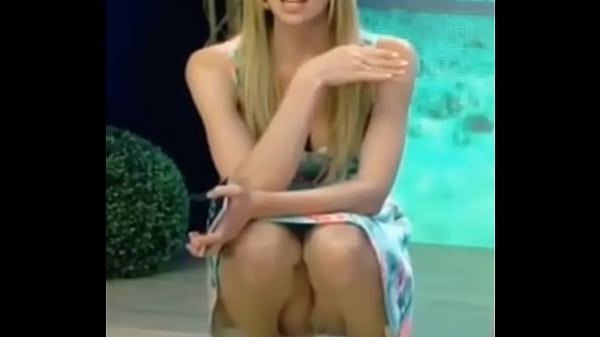 MAYORES ENSEÑANDO CALZON Y_RAJA DELCULO