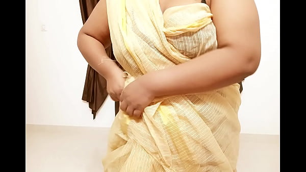 Chubby asian_aunty showing boobs