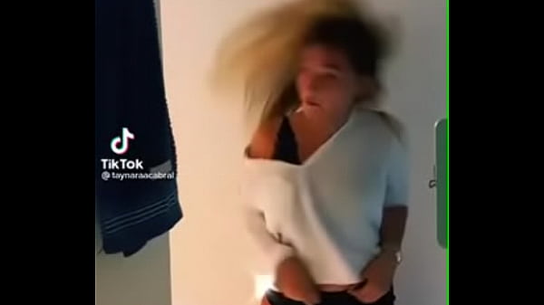 Nonton Blond thumbnail