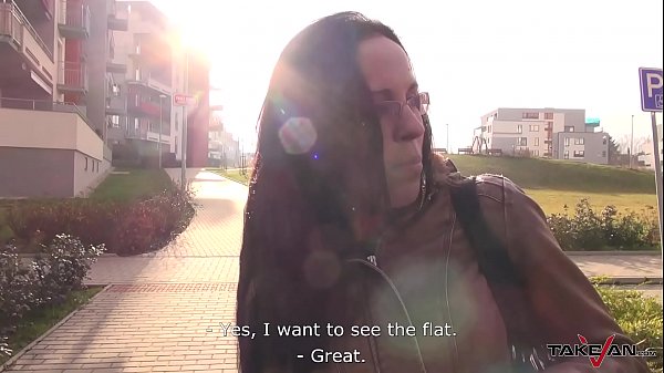 Play MP4 - Cheated agent get her load of cum on small tits in driving car