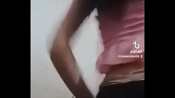 Morra bailando rico perra morrita 