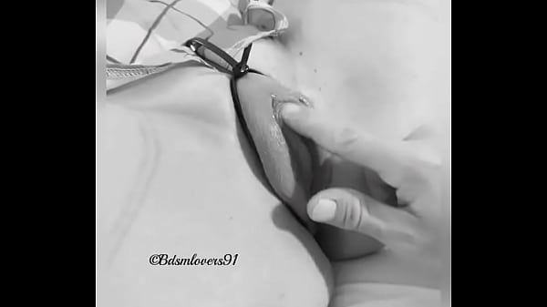 Rt bdsmlovers91 do you like my little pussy daddy #nsfwtwt #ddlg #daddy #bdsm #zipties #horny 