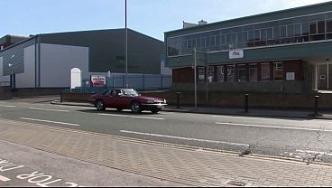 Nonton Sexy Bitch-detectives Realize A Secret Mission With Their Cunts thumbnail