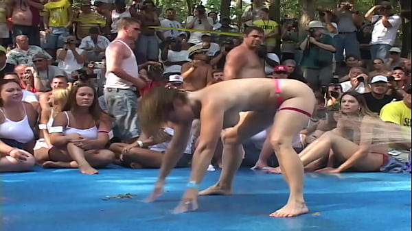 Amateurs Bare All In Contest At The Miss Nude #2 thumbnail