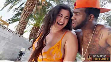 Cougar Josie Jaxxon Gets Pounded By The Pool By Big DickedRome Major