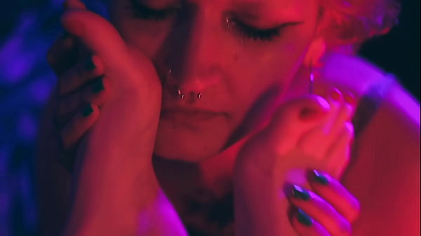 Nonton I Want To Worship Your Sexy Feet: Bia Roman & Sam Quinn thumbnail