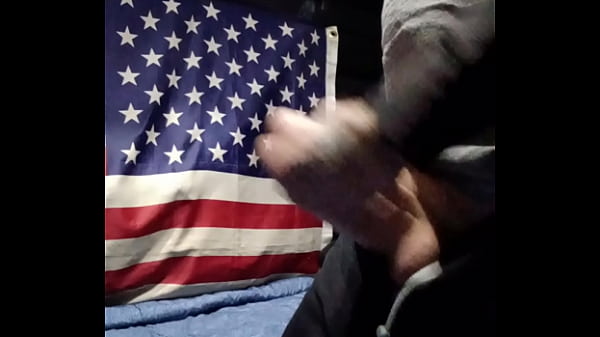 Play MP4 - Catch this nut babe