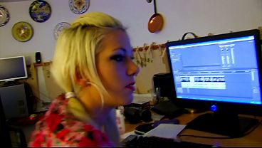 Nonton Wilf Fucking Xxx thumbnail
