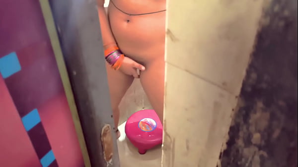 Play MP4 - Part 1&comma; hot Indian Stepmom was taking shower and stepson watching her naked