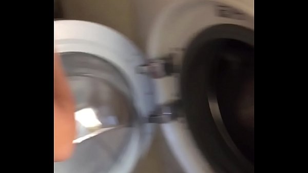 Play MP4 - Me follo a jovencita teen cuando busca ropa m&iacute;a en la lavadora termina follada