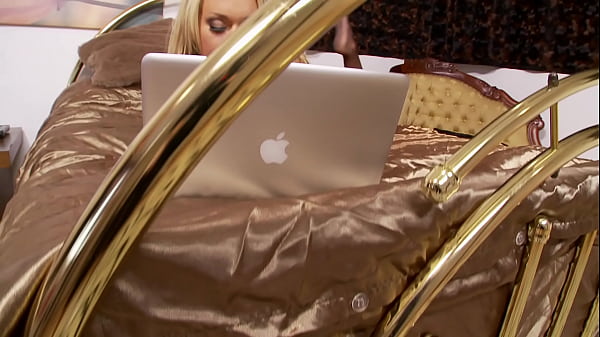 Pov Blowjob And Fuck thumbnail