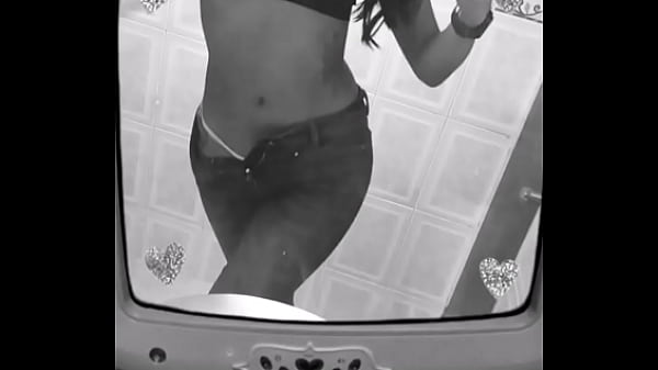 Flaca Modela Su Lenceria thumbnail