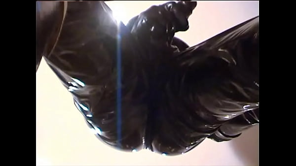 Roxina2003DeviantBoi220103.WMV