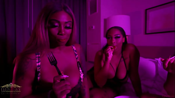 Ebony Threesome All Girl Cheesecake Mukbang thumbnail
