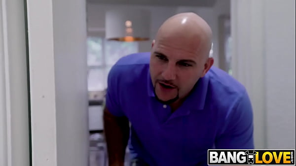 Play MP4 - Annabel Redd Fucks For a Good Creampie