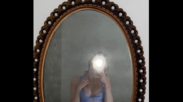 Sexy woman_with a big ass and wet pussy