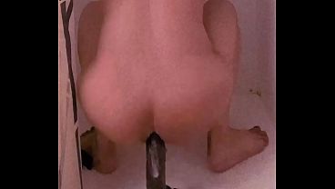 Bouncing on dildo loop (watch til you bust )