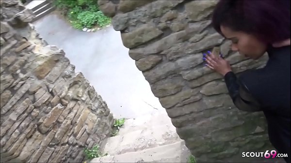 Rothaariges Latina Teen Draussenbeim Treffen über Scout69_direkt gefickt