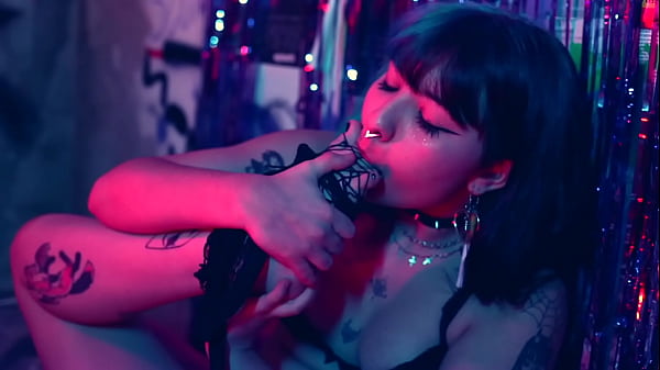 Tiny foot worship & tickling domination 