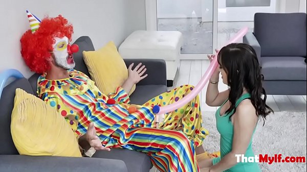 MILF_Fucking_A Literal CLOWN_Alana Cruise