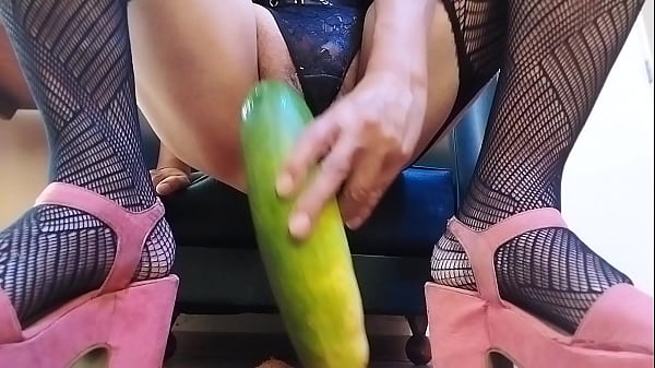 LISA CRYING WITH CUCUMBER