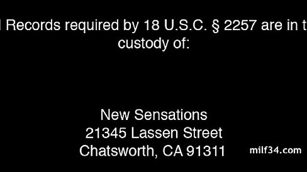 Nonton Hot Cougar Ready To Fuck thumbnail