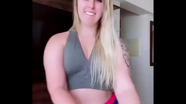 Nonton Dan&ccedil;arina thumbnail