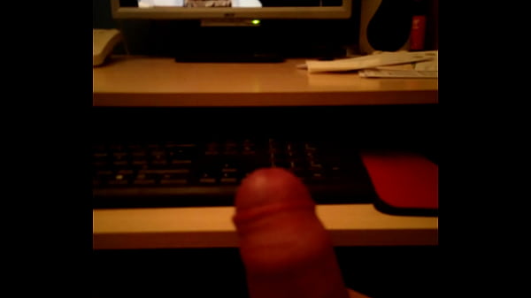 hotty dances for mewhile ijerk off morenabaila para mi mientras_me masturbo