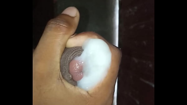 Play MP4 - Indian boy masturbating