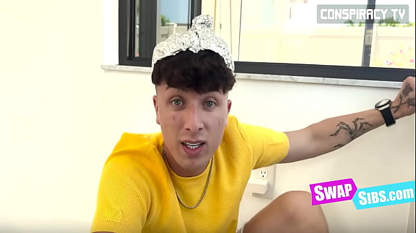 Stepsisters disprove reptile theory with sex 