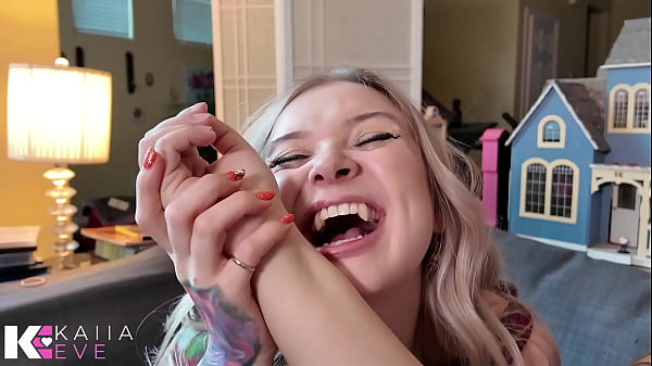 Vampire Biting & Draining Glamored & Helpless Sydney 