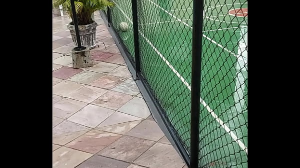 Braquinho comendo o aro 