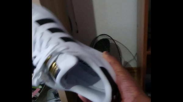 Wei&szlig;e Socken Schwarze Socken 