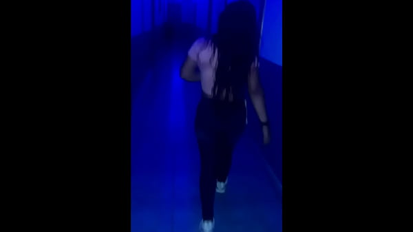 Play MP4 - Llegando con  mi camar&oacute;grafo para grabar un rico encuentro con unos amigos