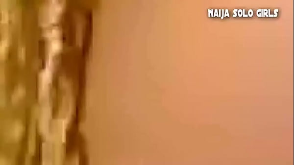 Play MP4 - Queen Roxy Surprised Her Fan With This Video